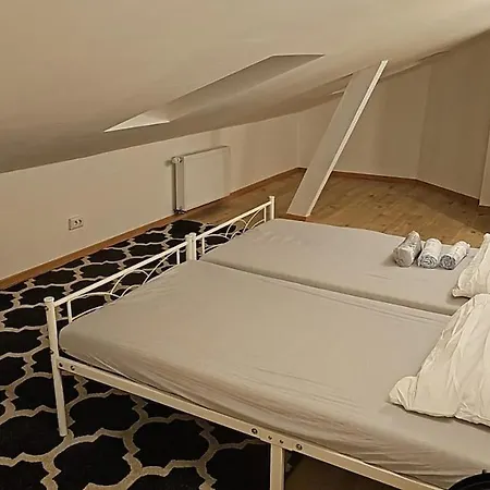 In Porz Am Rhein Mit Kompletter Küche Köln