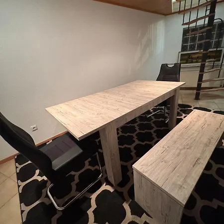 In Porz Am Rhein Mit Kompletter Kueche Appartement *